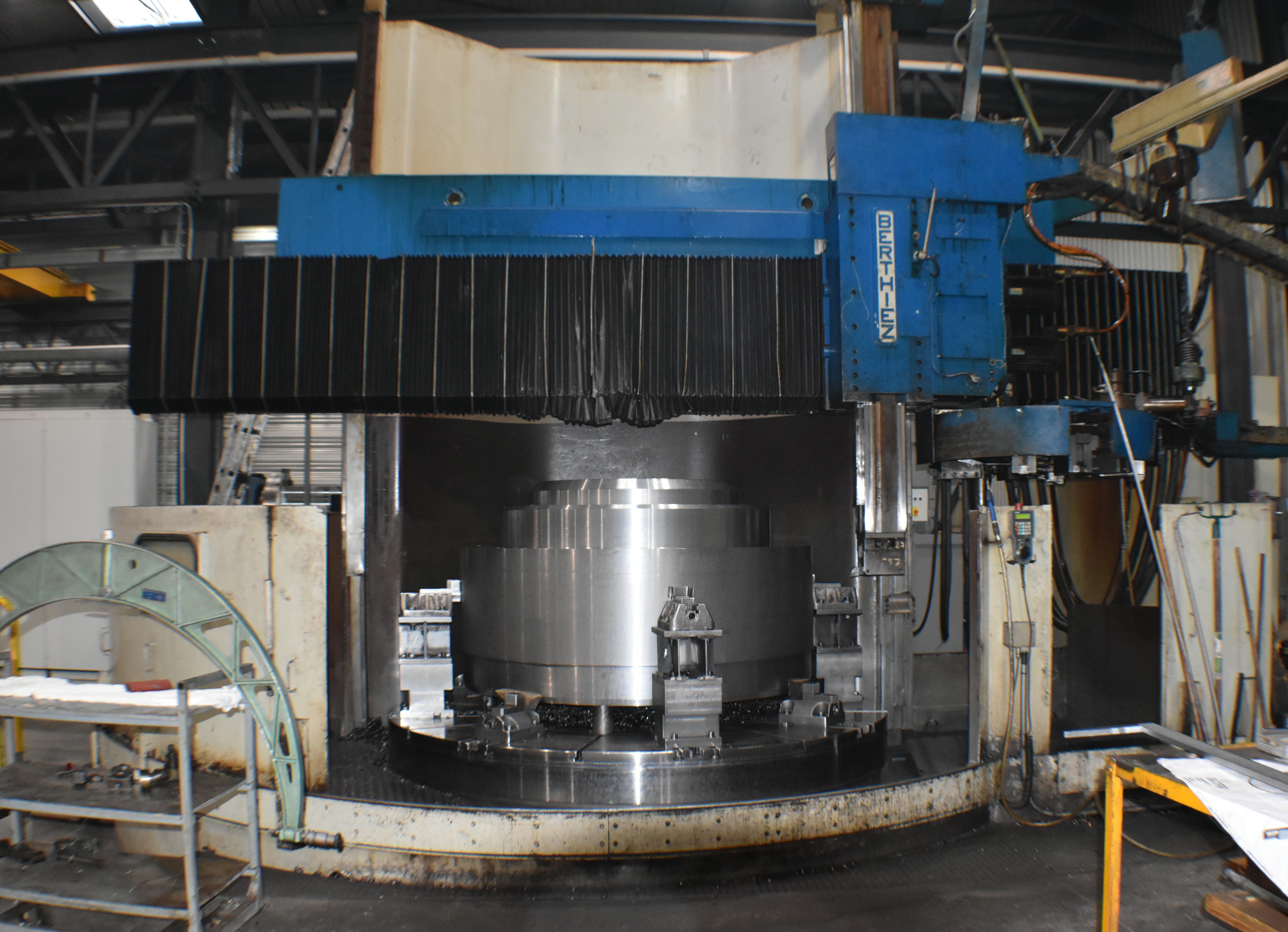 1 tour vertical Berthiez TFM 250
